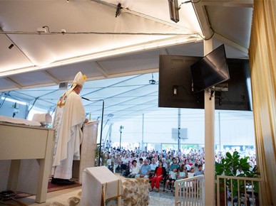 /A/2025/8/B/Nadbiskup Kutleša predvodio proslavu svetkovine Velike Gospe u Svetištu Majke Božje Remetske (11).jpg