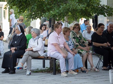 /A/2025/8/B/Nadbiskup Kutleša predvodio proslavu svetkovine Velike Gospe u Svetištu Majke Božje Remetske (20).jpg