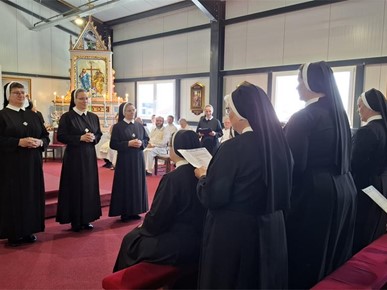 /A/2025/8/B/Polaganje doživotnih zavjeta i proslava jubileja sestara Družbe Kćeri Božjeg milosrđa (11).jpg