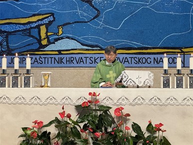 /A/2025/8/B/Slavljena misa na korejskom jeziku u Nacionalnom svetištu sv. Josipa u Karlovcu (1).jpg