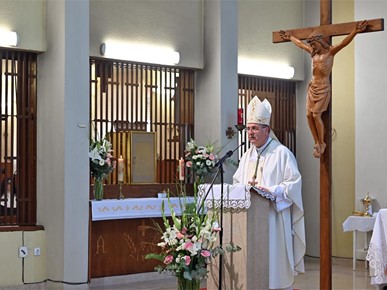 /A/2025/8/C/Sv. Klara Asiška - biskup Šaško (4).JPG