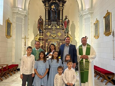 /A/2025/9/A/Krštenje sedmog djeteta u obitelji Jerić (2).jpg