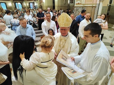 /A/2025/9/C/250920 Biskup Gorski krstio peto dijete obitelji Odorjan (11).jpg