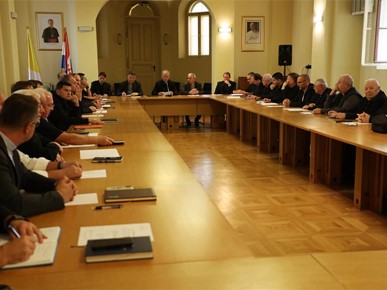 /A/2025/9/C/250922 Prezbitersko vijeće (2).JPG