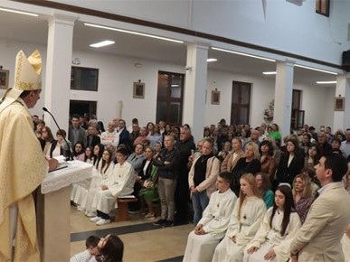 /A/2025/9/D/Biskup Medo, proslava sv. Mihaela u Dubravi (3).jpg
