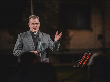 /A/2025/9/D/Održan poetsko-glazbeni program Hrvatskim kraljevima u čast u Krašiću (2).jpg