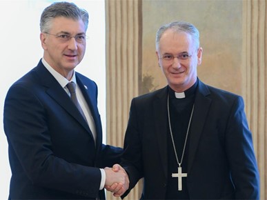 /A/2026/1/B/Održan redoviti polugodišnji sastanak Vlade i HBK-a (3).jpg