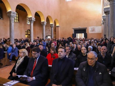 /A/2026/1/B/Posmrtni ostaci biskupa Dobrile položeni u biskupsku grobnicu u Poreču_ppb (10).jpg