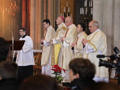 /A/2026/1/Bogojavljenje/Nadbiskup Kutleša predvodio misno slavlje svetkovine Bogojavljenja u Zagrebačkoj katedrali (25).JPG