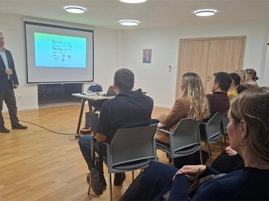 /A/2026/1/C/Predavanja i radionice pod nazivom Digitalni mediji i obiteljska komunikacija (1).jpg