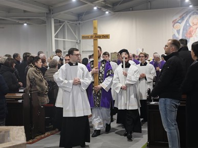 /A/2026/1/Ispraćaj mons Josipa Oslića/260115 misa zadušnica_mons. Oslić (30).JPG