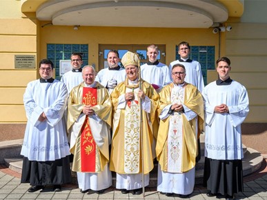 /A/2026/10/B/Biskup Šaško posvetio crkvu u Župi bl. Alojzija Stepinca, Bestovje-Novaki-Rakitje (11).jpg