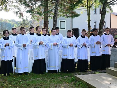 /A/2026/10/D/Održane godišnje duhovne vježbe sjemeništaraca RH i BiH u Novigradu na Dobri (8).JPG