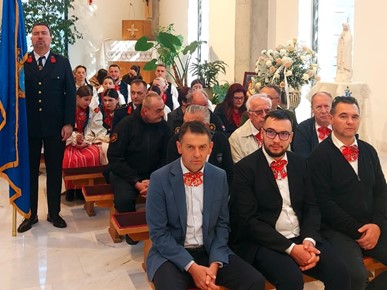 /A/2026/10/D/​Župa sv. Barbare u Velikoj Mlaki proslavila 50 godina postojanja i 10 godina od početka gradnje crkve Presvetog Srca Isusova (13).jpeg