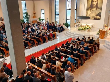 /A/2026/10/D/​Župa sv. Barbare u Velikoj Mlaki proslavila 50 godina postojanja i 10 godina od početka gradnje crkve Presvetog Srca Isusova (28).jpeg