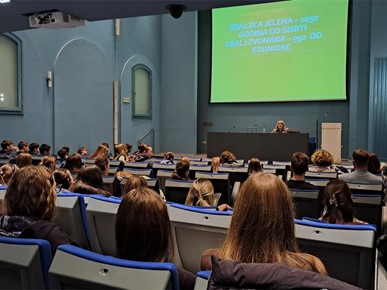 /A/2026/10/H/Održano ​predavanje na temu 1050. obljetnica preminuća kraljice Jelene i 950. obljetnica krunidbe kralja Zvonimira (1).jpg