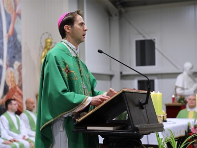 /A/2026/2/B/260207 Biskup Kovač predvodio misno slavlje prvog dana trodnevnice uoči Stepinčeva (11).JPG