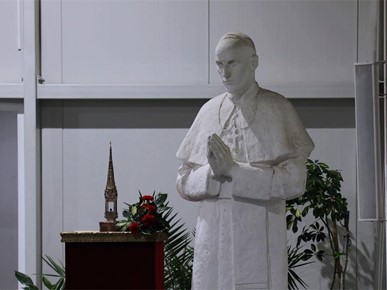 /A/2026/2/B/260207 Biskup Kovač predvodio misno slavlje prvog dana trodnevnice uoči Stepinčeva (16).JPG