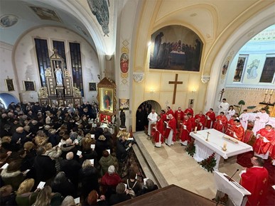 /A/2026/2/C/Don Ante Vrcić predvodio misno slavlje posljednjeg dana devetnice bl. Alojziju Stepincu u Krašiću (7).jpeg