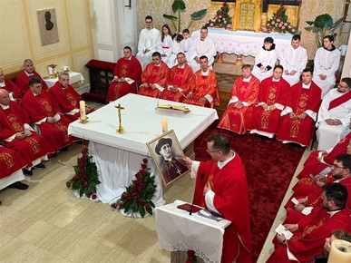 /A/2026/2/C/Don Ante Vrcić predvodio misno slavlje posljednjeg dana devetnice bl. Alojziju Stepincu u Krašiću (8).jpeg