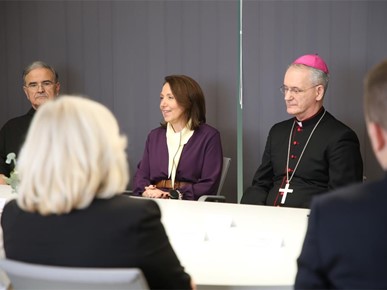 /A/2026/2/C/Nadbiskup Kutleša predvodio misno slavlje povodom Svjetskog dana bolesnika u KB Sveti Duh (10).JPG