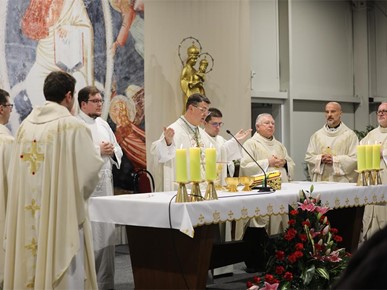 /A/2026/2/C/Zadnji dan trodnevnice uoči Stepinčeva predvodio biskup Šaško (15).JPG