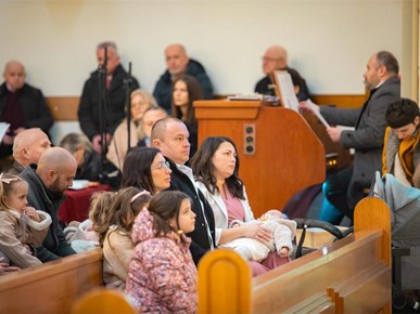 /A/2026/2/D/Biskup Gorski krstio peto dijete obitelji Prljević (3).jpg