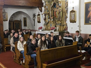 /A/2026/2/D/Održana duhovna obnova za mlade Dugoreško-mrežničkog dekanata (3).jpg