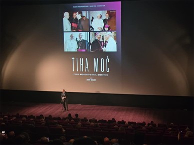 /A/2026/2/D/Održana premijera dokumentarnog filma Tiha moć o nadbiskupu Eteroviću (2).jpeg
