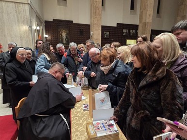 /A/2026/2/D/Predstavljanje knjige Sveti Duh (7).jpg