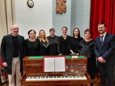 /A/2026/2/D/Predstavljena crkvena pjesmarica Hvalite Boga u svetištu njegovu (5).jpg