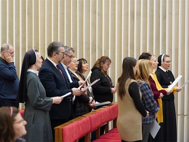 /A/2026/2/E/Biskup Kovač u sjedištu HBK-a predvodio misu za mir (2).jpg