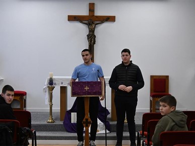 /A/2026/2/E/Ministranti Zadarske nadbiskupije posjetili Međubiskupijsko sjemenište na zagrebačkoj Šalati.jpg