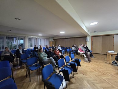 /A/2026/3/A/Digitalni mediji i obiteljska komunikacija (3).jpg