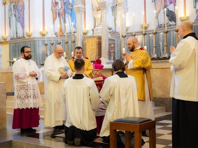 /A/2026/3/B/Nadbiskup Cordileone predvodio pontifikalnu misu (2).jpeg