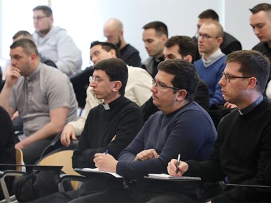 /A/2026/3/B/Održan susret Trajne formacije svećenika (11).JPG