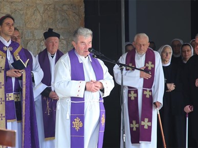 /A/2026/3/C/260311 sprovod_vlč. Dubovečak (5).JPG