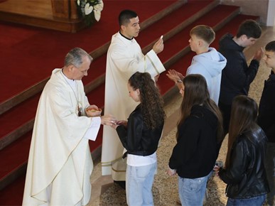 /A/2026/3/D/Nadbiskup Kutleša predvodio misno slavlje na svetkovinu sv. Josipa u NKG-u (30).JPG