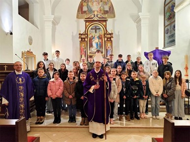 /A/2026/3/F/Biskup Kovač predvodio misno slavlje prigodom 81. obljetnice smrti biskupa Carevića (3).jpeg