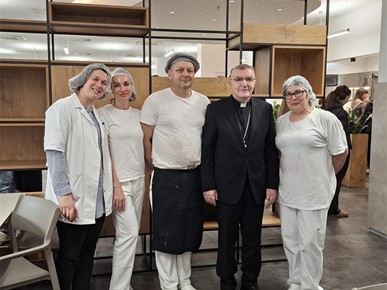 /A/2026/4/B/Kardinal Bozanić posjetio HKS u pripravi za 20. obljetnicu osnutka (2).jpg