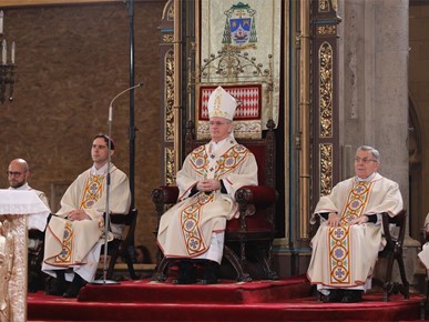 /A/2026/4/USKRS/260405 Nadbiskup Kutleša predvodio misu na Uskrs (29).JPG