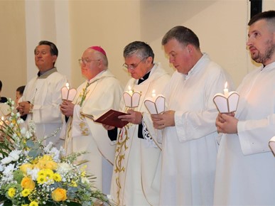 /A/2026/4/VELIKA SUBOTA/Vugrovec-biskup-Razum3.JPG