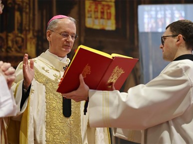 /A/2026/4/VELIKI ČETVRTAK/Nadbiskup Kutleša predvodio Misu posvete ulja u Zagrebačkoj katedrali (24).JPG