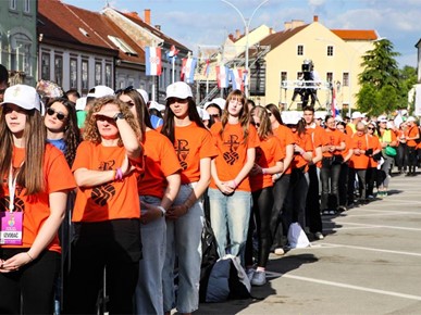 /A/2026/5/A/Održan Susret hrvatske katoličke mladeži u Požegi (12).jpg