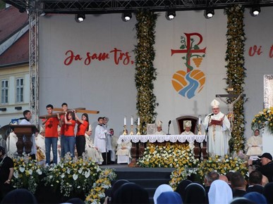 /A/2026/5/A/Održan Susret hrvatske katoličke mladeži u Požegi (14).jpg
