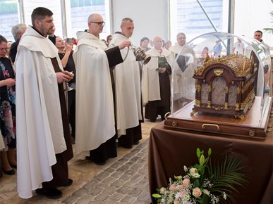 /A/2026/5/A/Relikvije sv. Male Terezije i njezinih roditelja Ljudevita i Zelije u Hrvatskoj (7).jpg