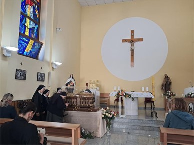 /A/2026/5/A/Čašćenje relikvija sv. Male Terezije i njezinih svetih roditelja na zagrebačkom Vrhovcu (1).jpg