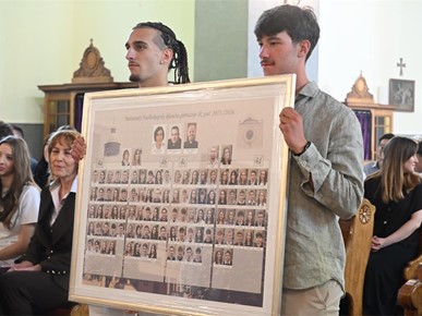 /A/2026/5/E/2026_​Misa zahvalnica maturanata Nadbiskupske klasične gimnazije s pravom javnosti u Zagrebu (1).JPG