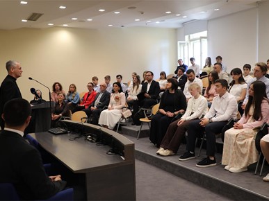 /A/2026/5/E/260518_Nadbiskup Kutleša primio sudionike Državnog natjecanja iz vjeronauka (8).JPG