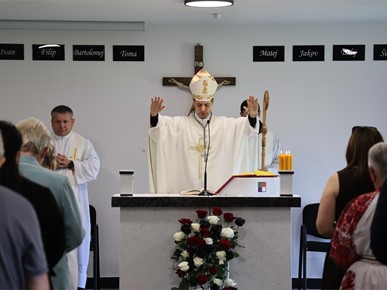 /A/2026/5/F/260525 Biskup Kovač blagoslovio pastoralni centar „Dvanestorica apostola“ u Kašini (23).JPG